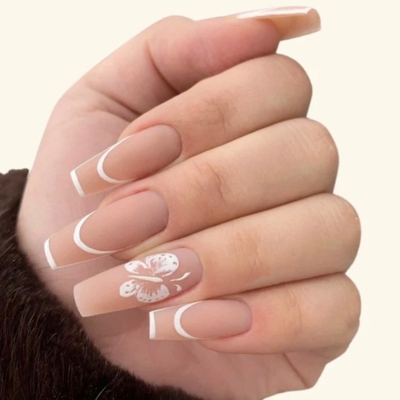 Lovergirl Boutique Other - 🆕 Beige Butterfly Long Press On Nails